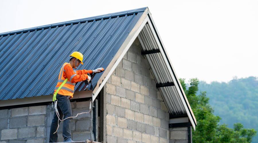 Expert new roof installation services in Berclair, TX